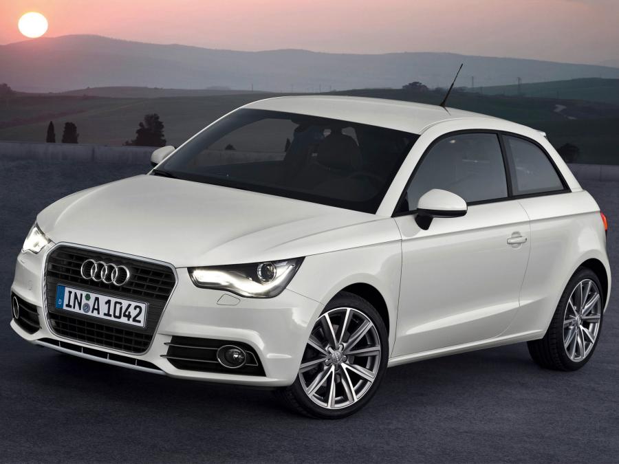  Audi A1 TDI (8X) 2010 года  (фото 4 из 19)